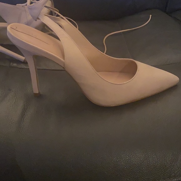 Tie up high heels - Picture 3 of 9